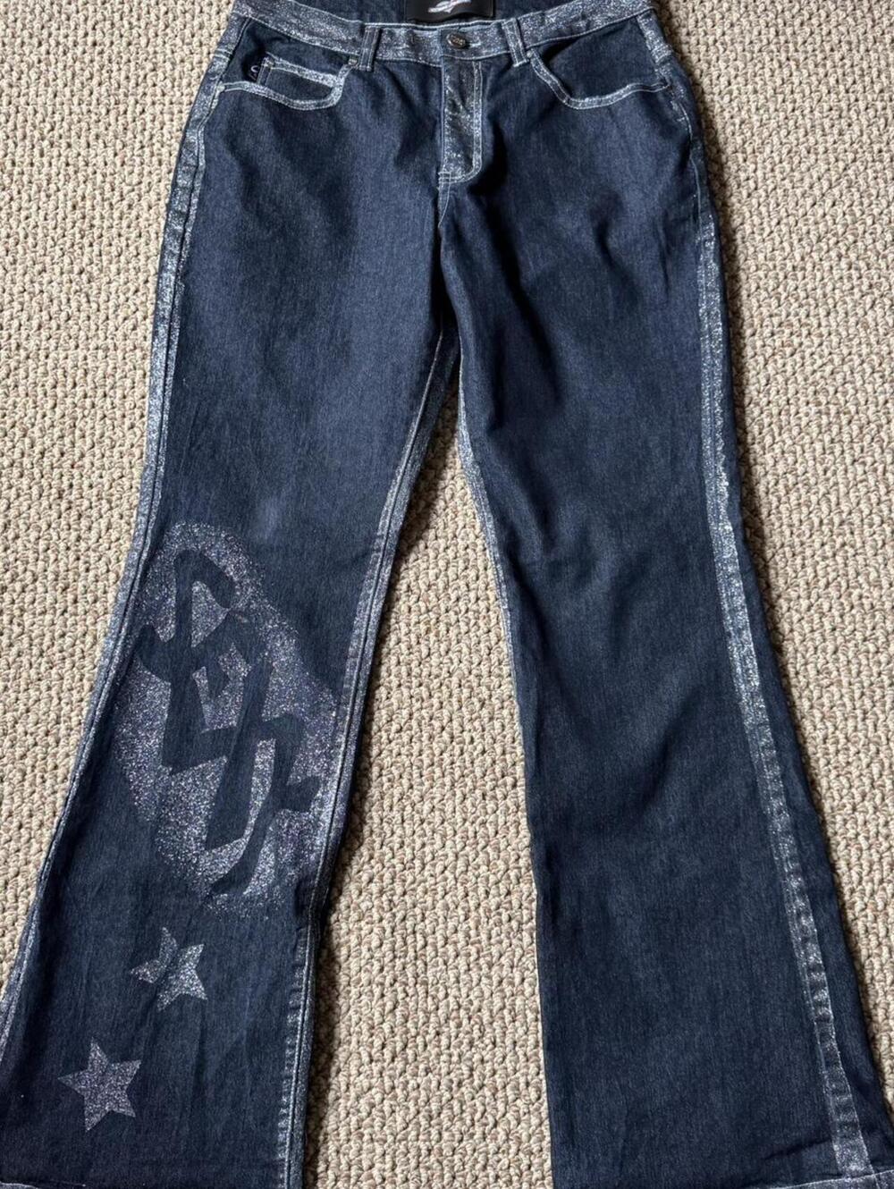 Y2K “sexy” flare jeans with silver stars